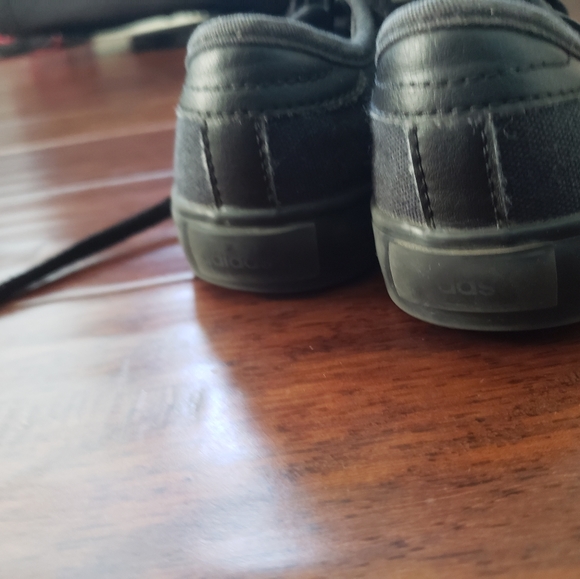 Boys Black Preowned Adidas - Picture 3 of 7